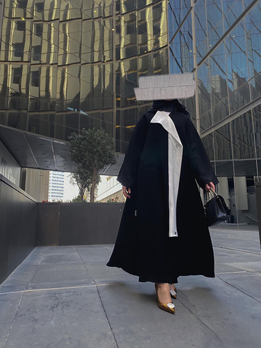 White Bisht